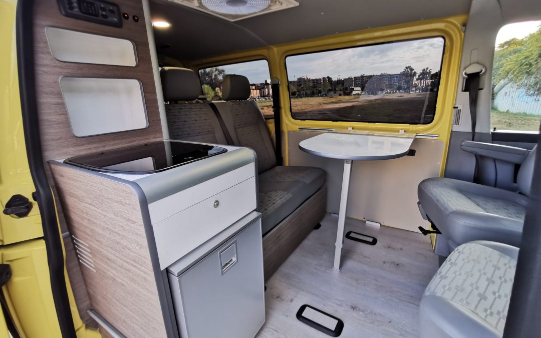 VW Transporter T5 – Yellow