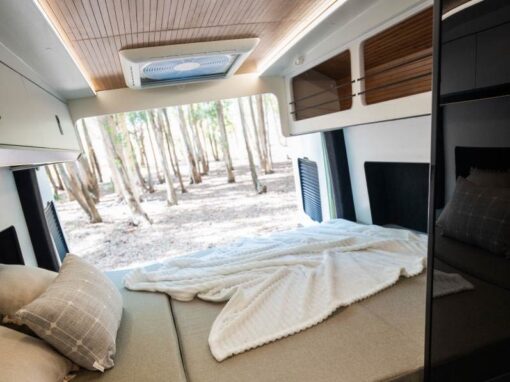 Interior Furgoneta Camperizada - Expedition Pro